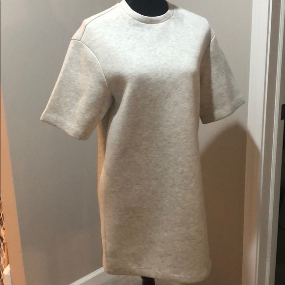 Gap designed and crafted tunic - Picture 2 of 4